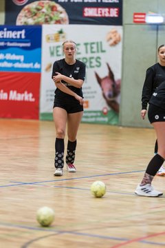 Bild 102 - wBJ SV Henstedt Ulzburg - HSG Holstein Kiel/Kronshagen : Ergebnis: 30:28